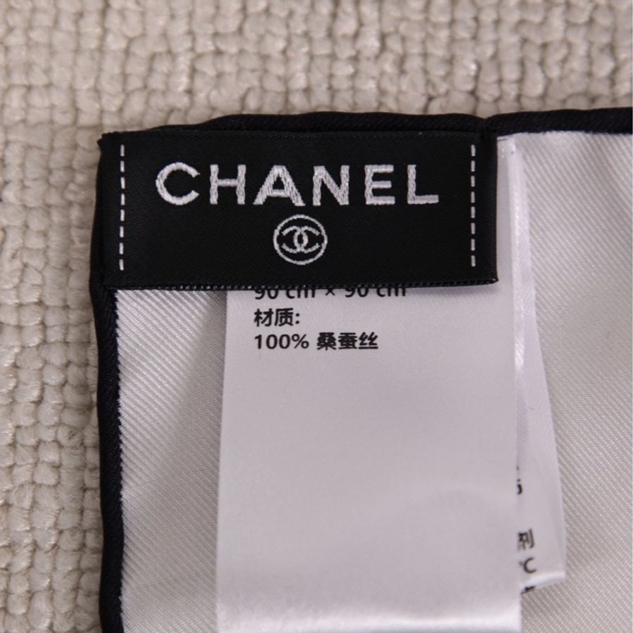 Chanel 26C早春度假系列意大利科莫湖埃斯特庄园丝巾-24