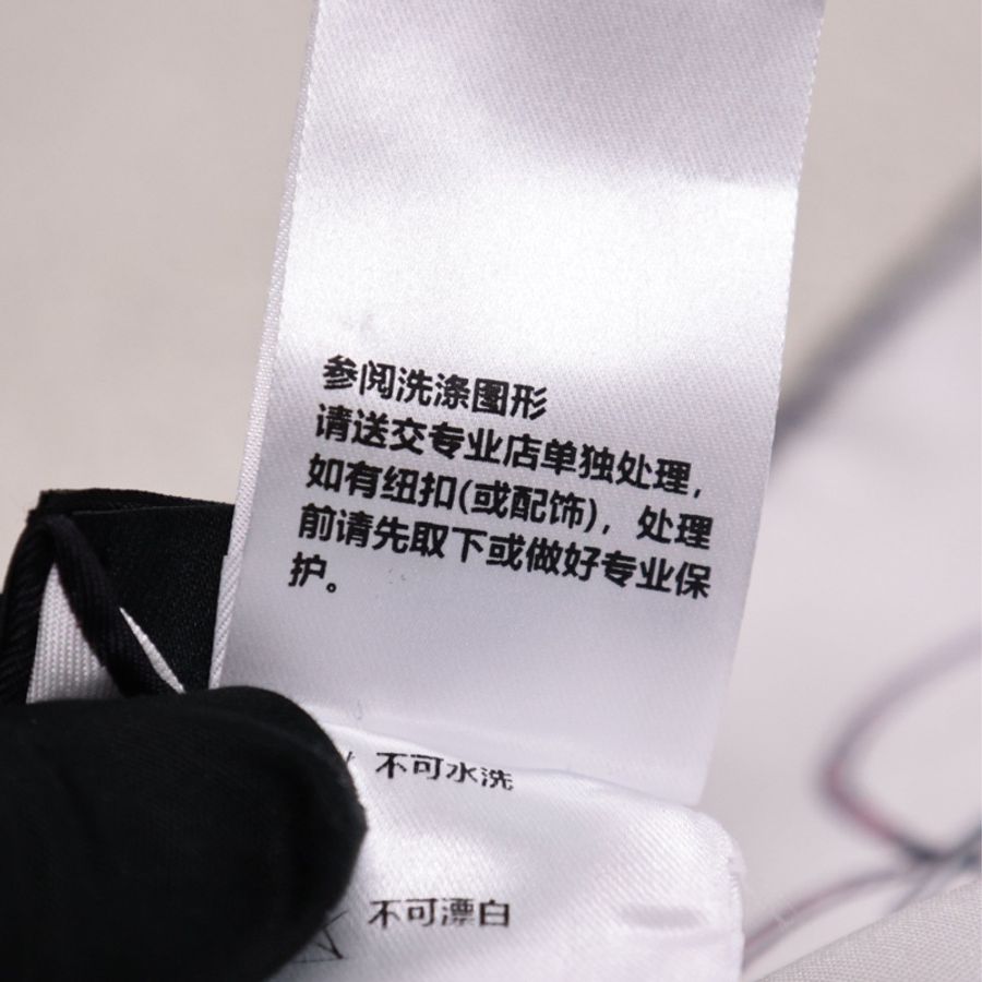 Chanel 26C早春度假系列意大利科莫湖埃斯特庄园丝巾-25