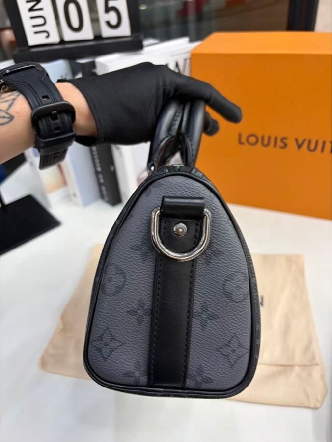 99新 路易威登/Louis Vuitton  黑武士keepall25  芯片款 底長25cm-2