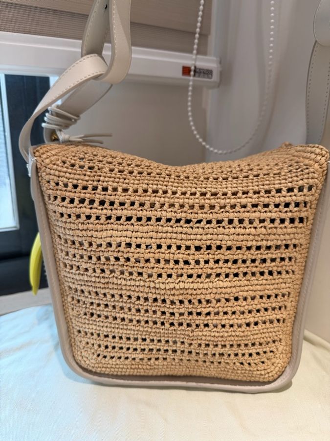 LOEWE Paula’s Ibiza 拉菲草編肩背包  🤍 近全新｜附件完整｜春夏最受歡迎系列-2