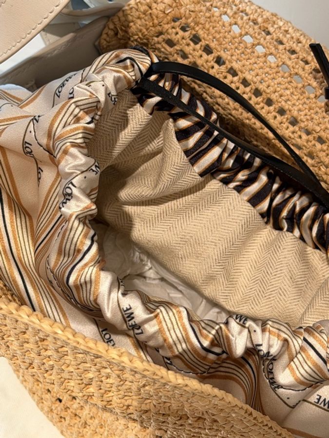 LOEWE Paula’s Ibiza 拉菲草編肩背包  🤍 近全新｜附件完整｜春夏最受歡迎系列-18