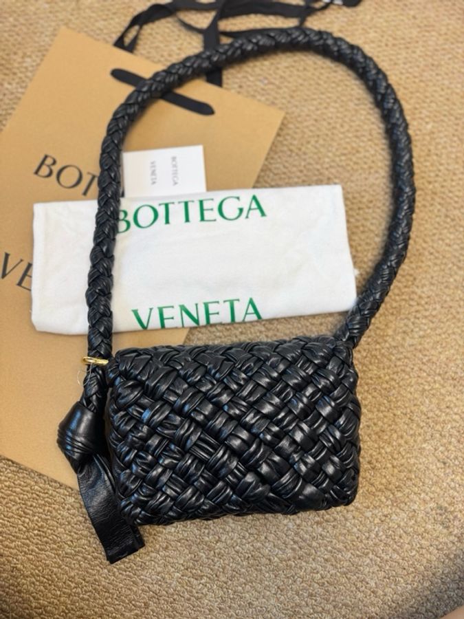 閒置新未使用 Bottega Veneta Kalimero Citta 黑色小號打結包-1