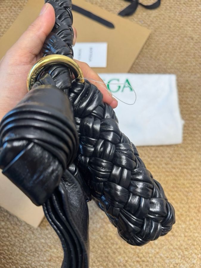 閒置新未使用 Bottega Veneta Kalimero Citta 黑色小號打結包-4