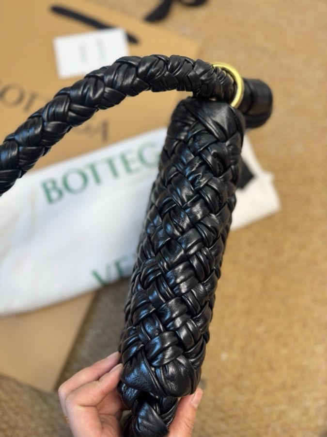 閒置新未使用 Bottega Veneta Kalimero Citta 黑色小號打結包-5