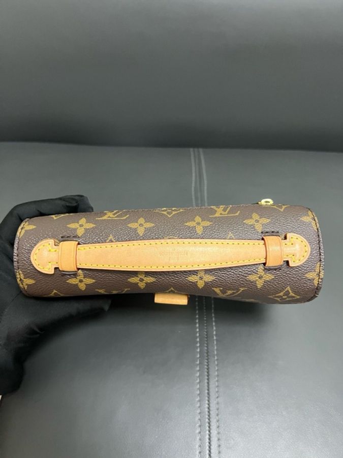 LV pochette Metis mini-3