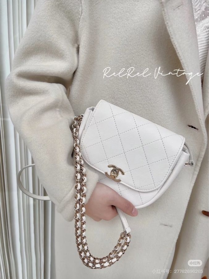 【威選精品】🤍 CHANEL 白色金扣馬鞍鏈條包-0
