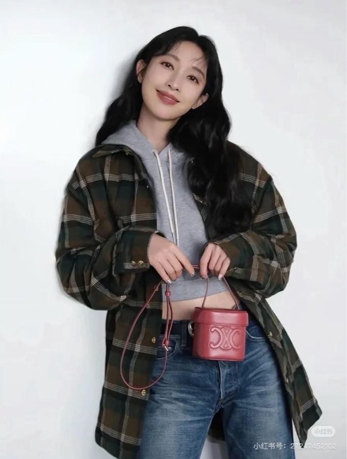 【威選精品】❤️ CELINE Triomphe 凱旋門 Mini 盒子包-0