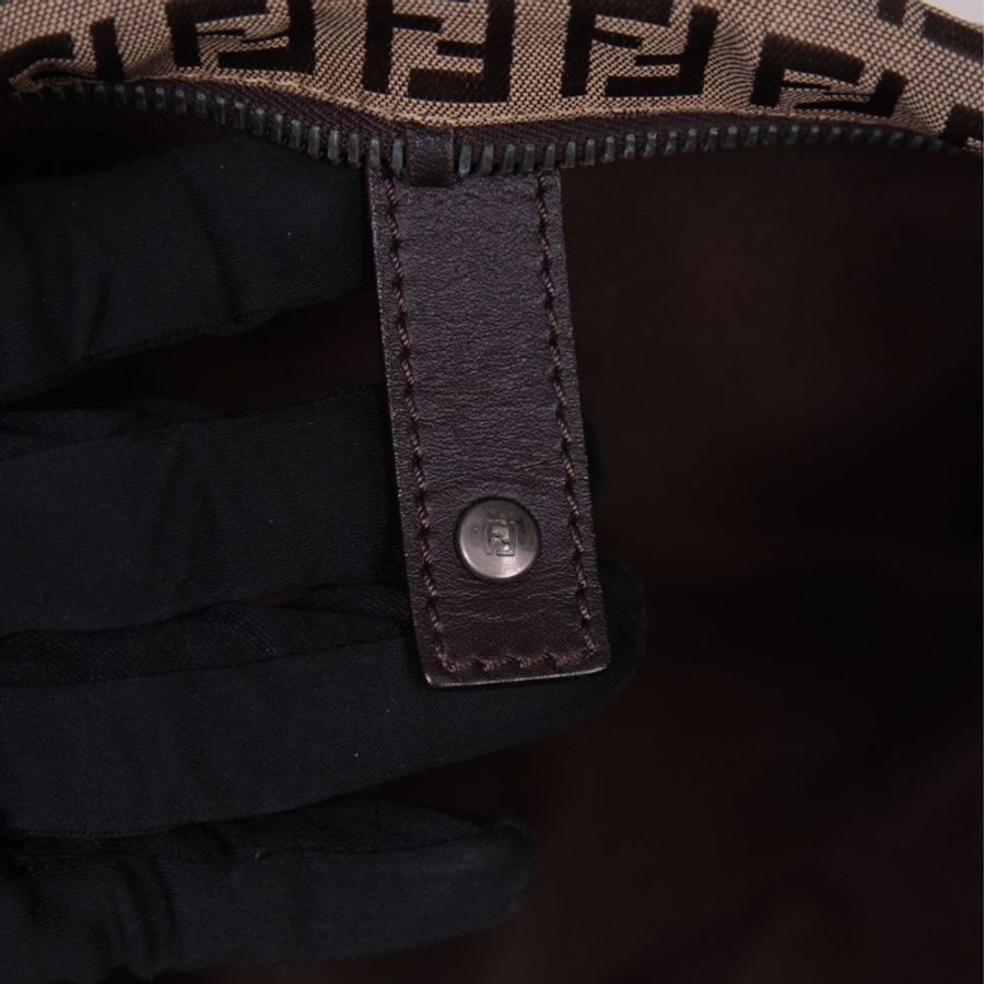 Fendi 棕色老花波士顿手提包-21