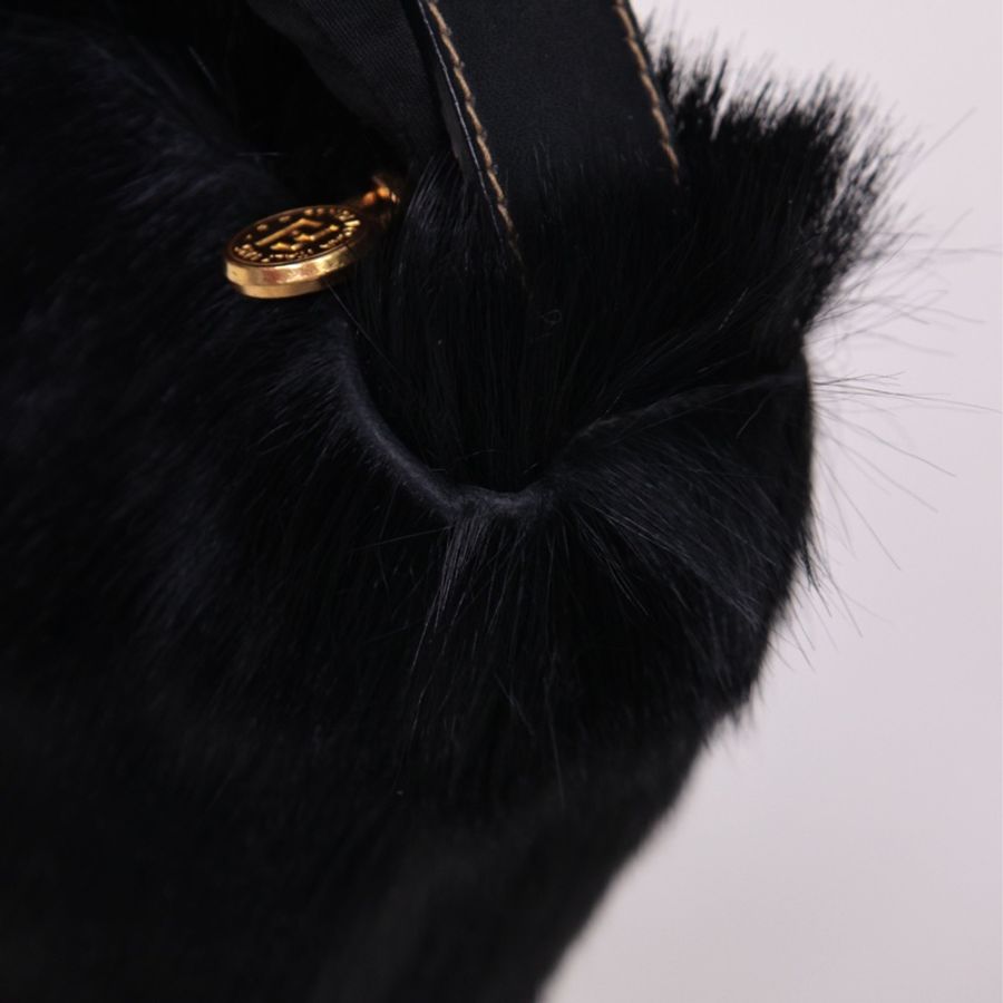 Fendi 黑色毛毛皮草金标手提包-12