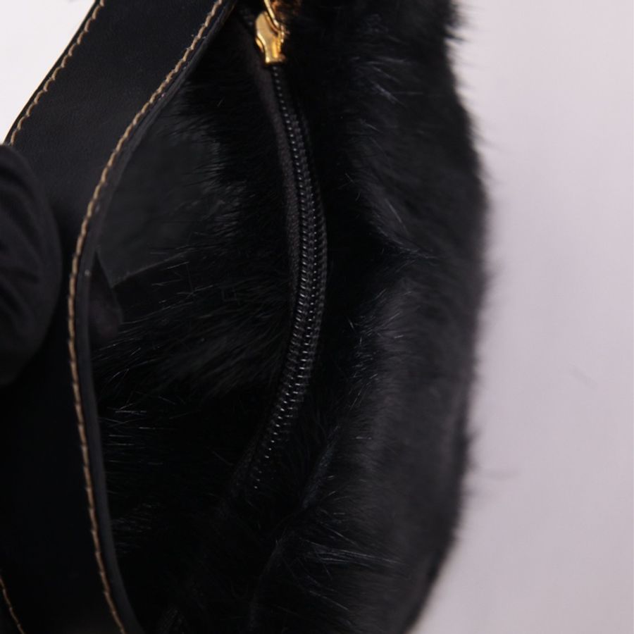 Fendi 黑色毛毛皮草金标手提包-19