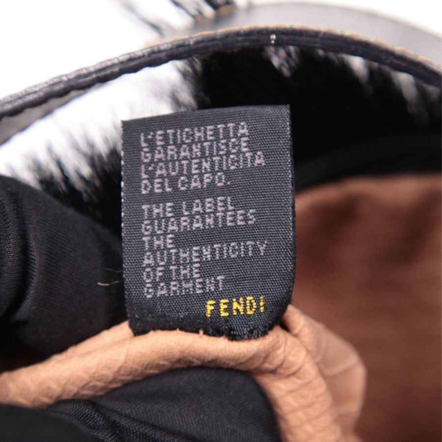 Fendi 黑色毛毛皮草金标手提包-24
