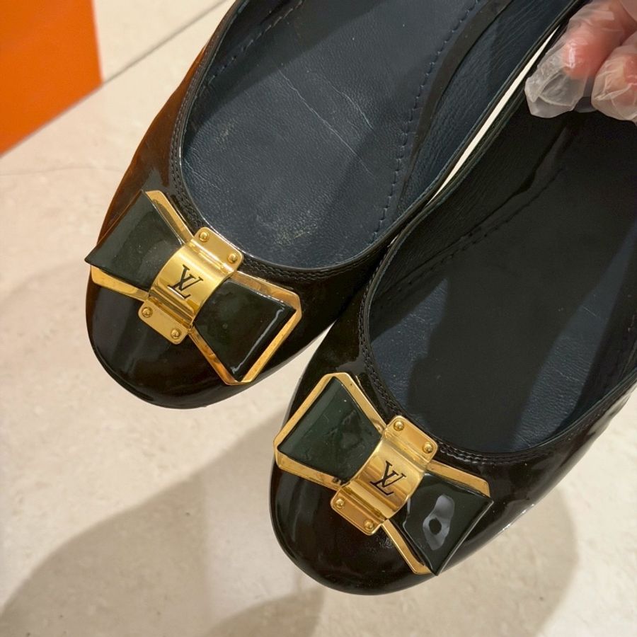 近新閒置🖤#Lv #灰色平底鞋 #38碼 #購證-0