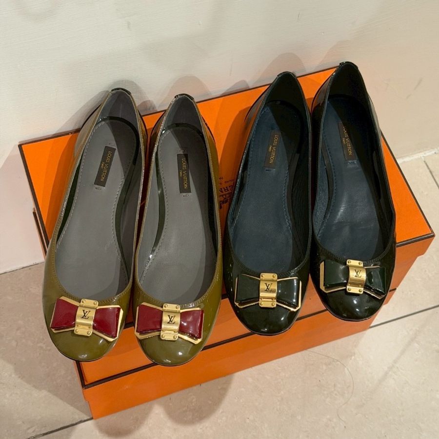 近新閒置🖤#Lv #灰色平底鞋 #38碼 #購證-1