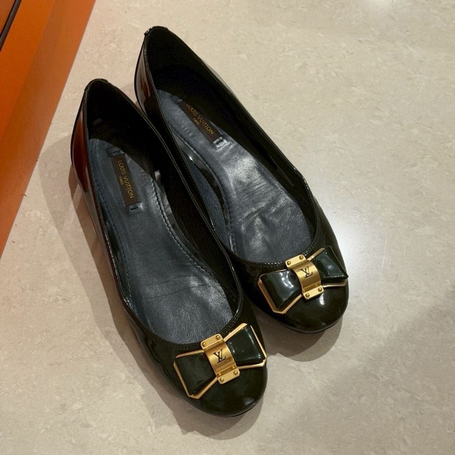 近新閒置🖤#Lv #灰色平底鞋 #38碼 #購證-2