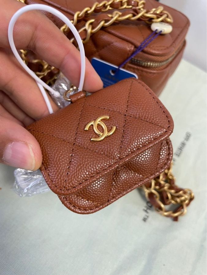 Chanel Vanity case-8