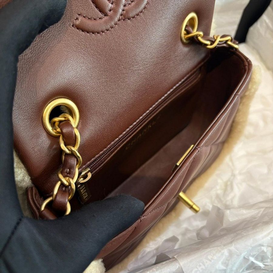 *SHIHNA名牌精品* CHANEL 24K 泰迪mini cf 羊羔毛方胖包(芯片款)-5