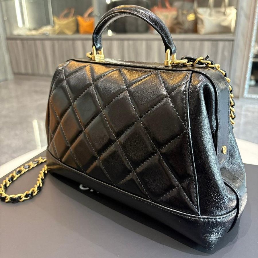 *SHIHNA名牌精品* CHANEL 24A Lambskin Doctos bag 醫生包中號(芯片款)-8