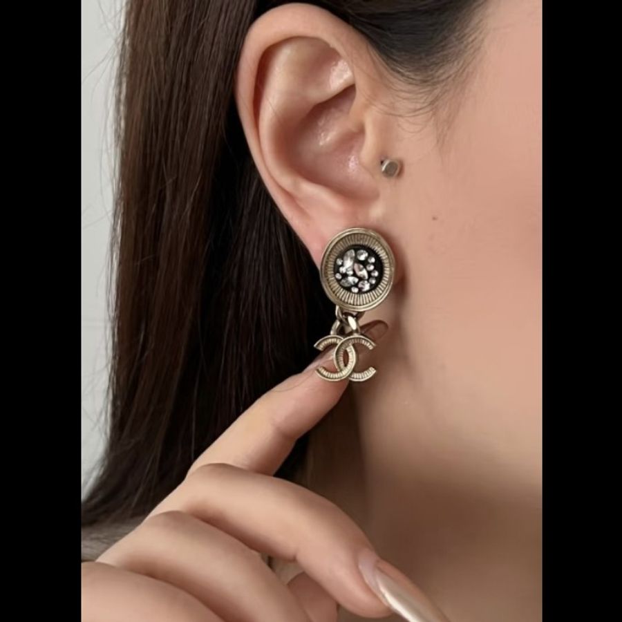 Chanel/香奈兒 黑金帶鑽logo耳環 雙C-8