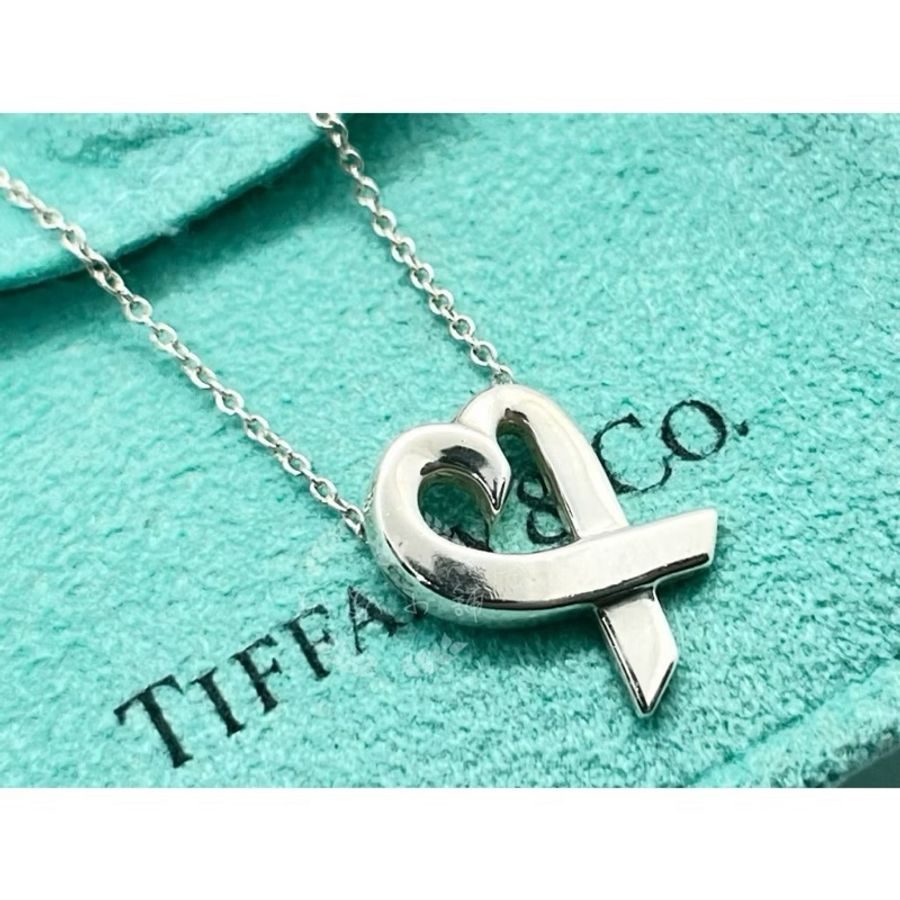 ~~趴趴小舖~~極新正品Tiffany &Co  Loving Heart愛心項鍊(S號)2606261381-1