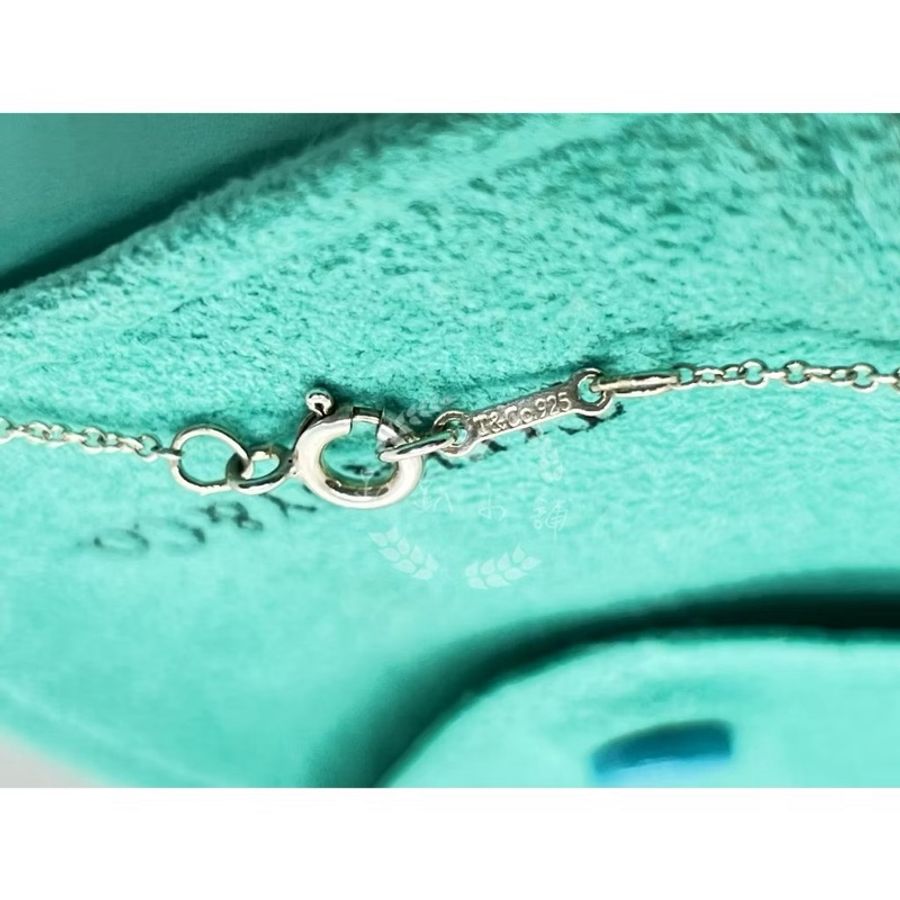 ~~趴趴小舖~~極新正品Tiffany &Co  Loving Heart愛心項鍊(S號)2606261381-4