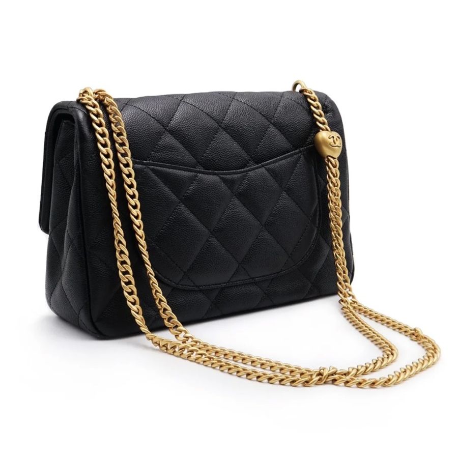 CHANEL 愛心調節釦口蓋包🖤24P-2