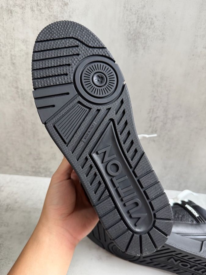 LV trainer 運動鞋-22