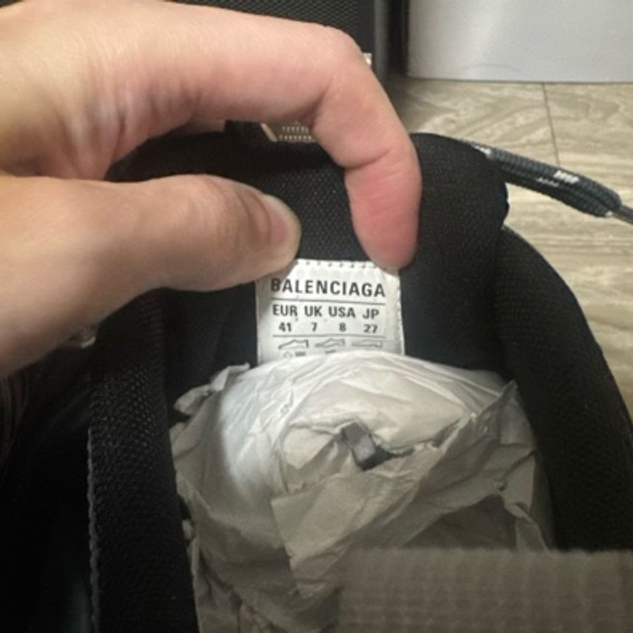 Balenciaga 6xl EU41-9