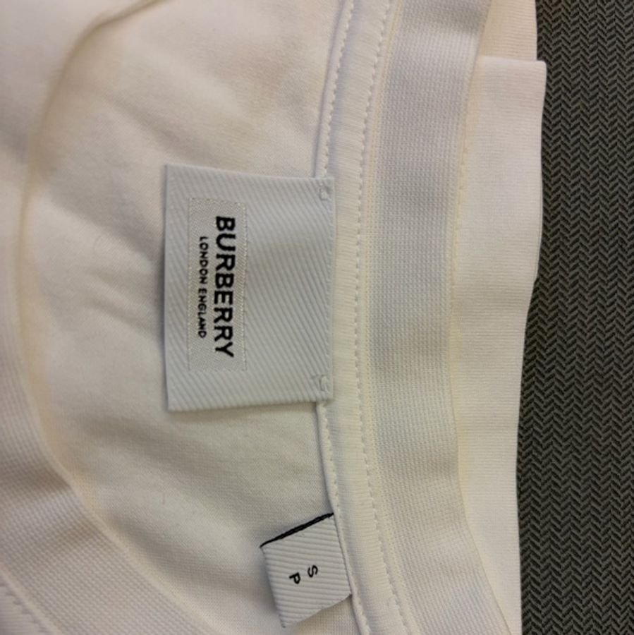 Burberry 經典白T-7