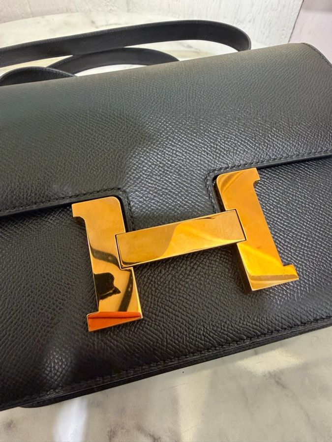 Hermes 89黑Epsom皮Constance III24金釦下蓋手提肩背包H056341CD89-5