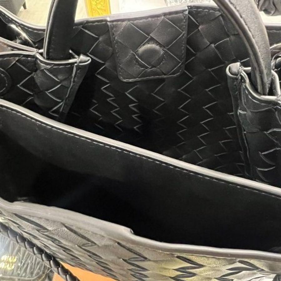 東區正精品㊣BV Bottega Veneta 766014 Small Andiamo 全新黑色小牛皮編織銀扣手提包側背包 RZ6513-14