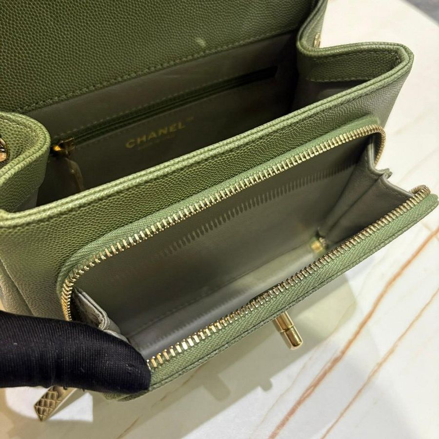 *SHIHNA名牌精品*CHANEL 郵差包 綠色 荔枝紋牛皮 金鍊 (保卡款)-7