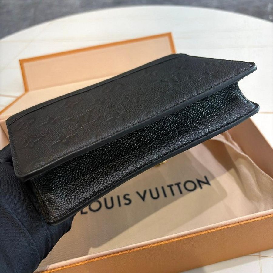 *SHIHNA名牌精品* LV M13569 Mini牛皮壓花鏈包-7