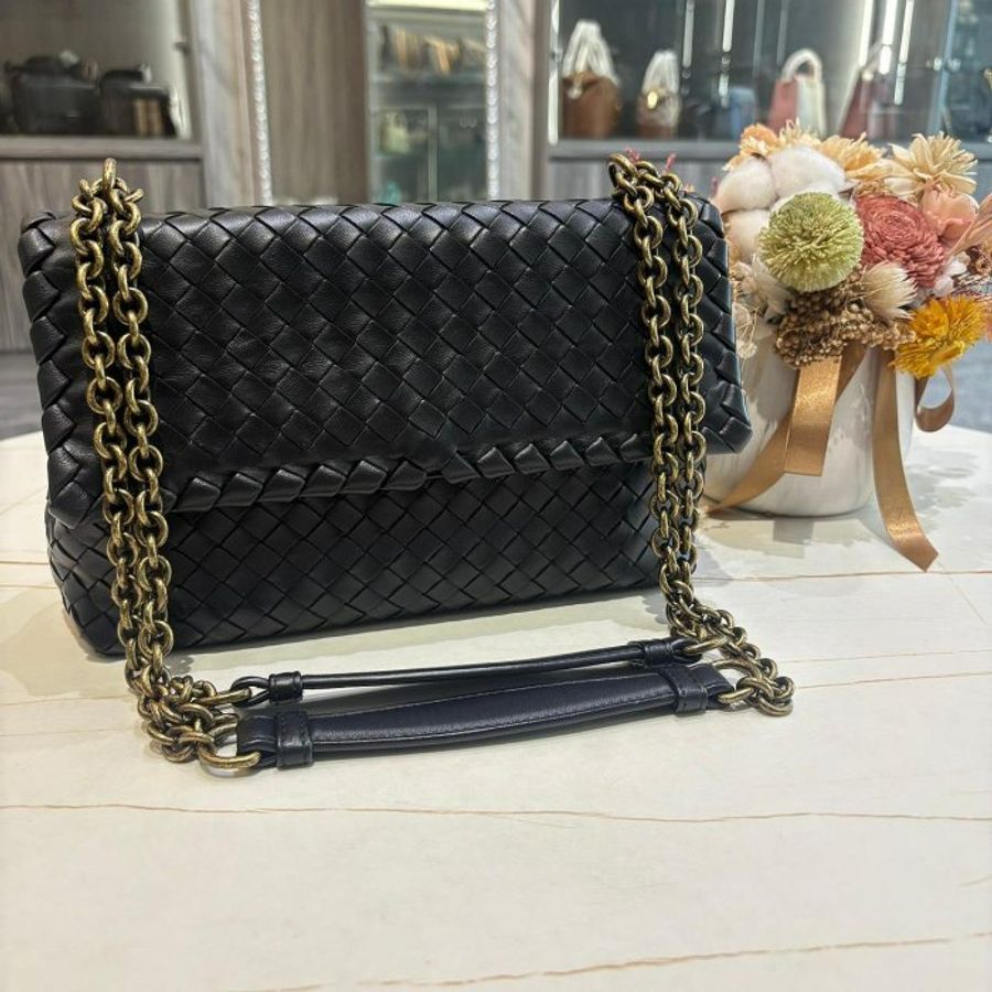 *SHIHNA名牌精品* BOTTEGA VENETA 編織斜背包/肩背-0