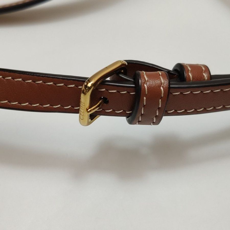 Celine Box Triomphe小號牛皮純色凱旋門Logo單肩包-10