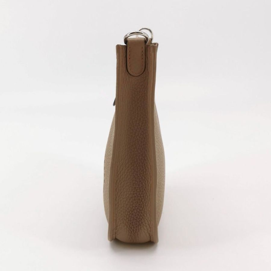 Hermes Evelyne16鏤空肩背包Clemence（TC）牛皮銀扣0M奶茶色U刻-2