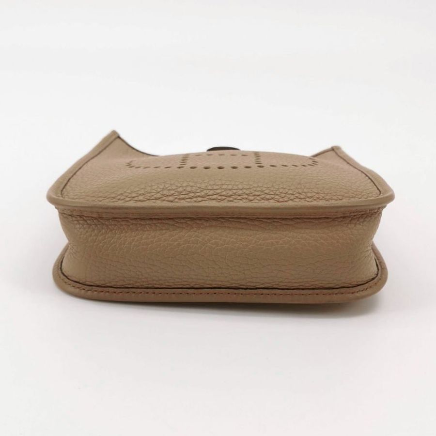Hermes Evelyne16鏤空肩背包Clemence（TC）牛皮銀扣0M奶茶色U刻-5