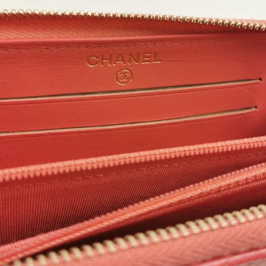 Chanel 牛皮純色菱格絎縫雙C Logo拉鍊錢包-6