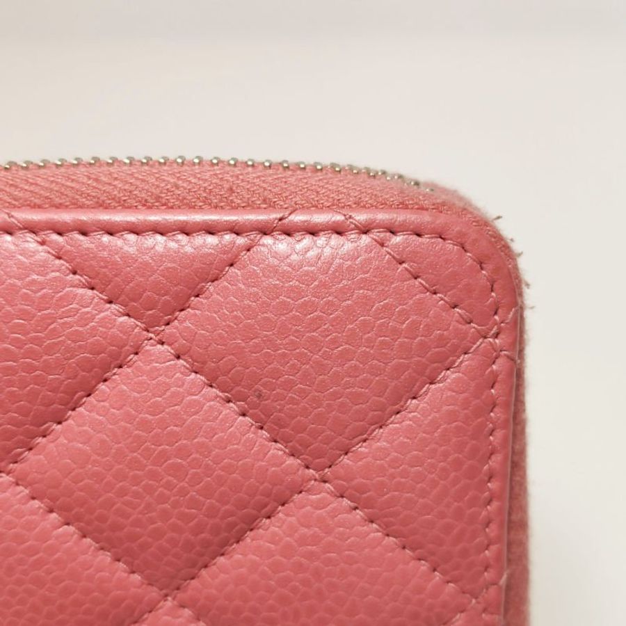 Chanel 牛皮純色菱格絎縫雙C Logo拉鍊錢包-16