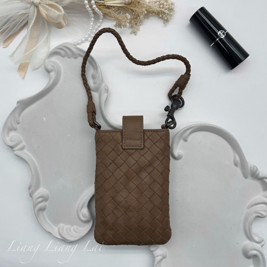 BOTTEGA VENETA BV 編織小羊皮焦糖棕色小提包｜小廢包｜萬用掛包-1