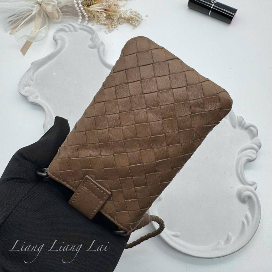BOTTEGA VENETA BV 編織小羊皮焦糖棕色小提包｜小廢包｜萬用掛包-14