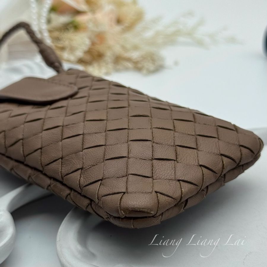 BOTTEGA VENETA BV 編織小羊皮焦糖棕色小提包｜小廢包｜萬用掛包-21