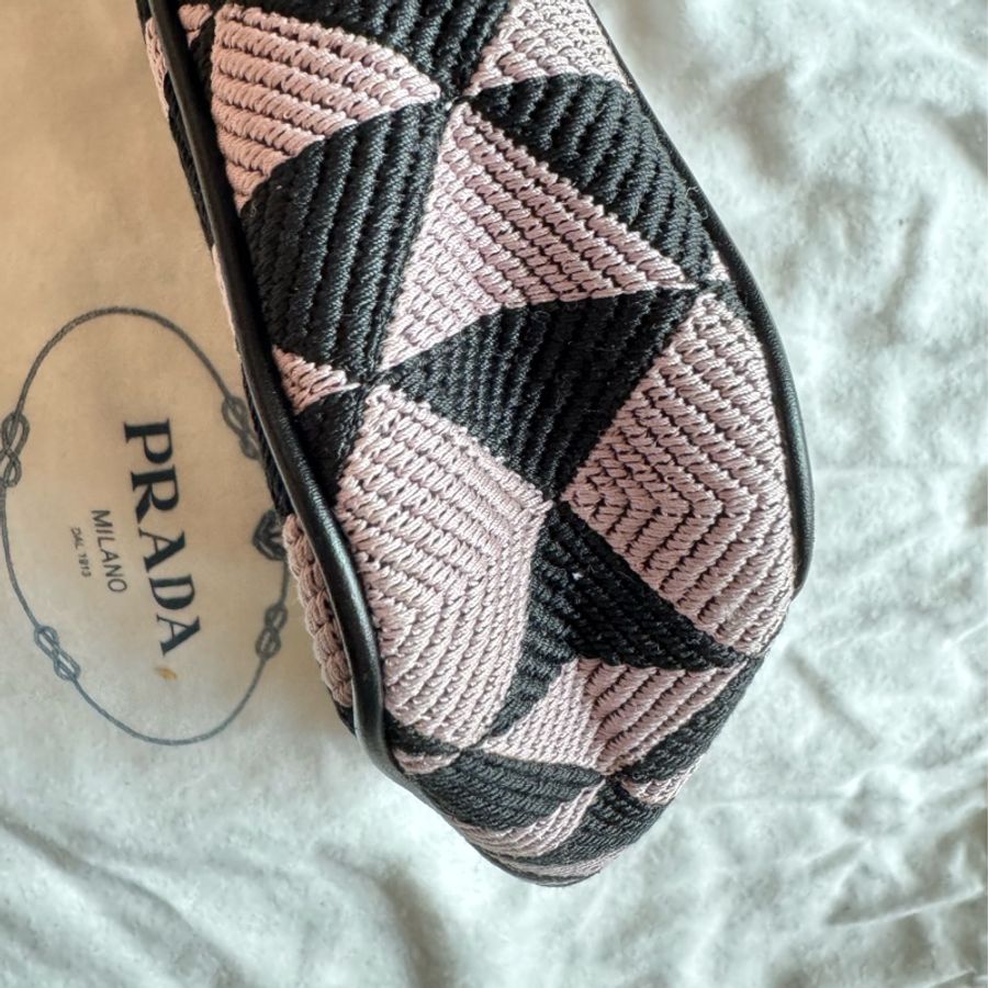 Prada Symbole Small Double Bag 黑×粉｜近新｜附原廠防塵袋-12
