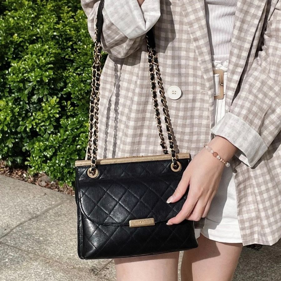 Chanel 19B絕版限量雙子星 雙面夾子包 郵差包-9