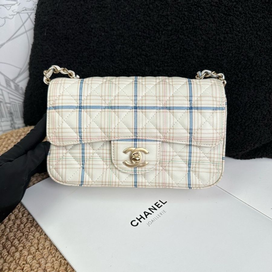 Chanel 奶油白藍天白雲彩色格子cf 大mini-2