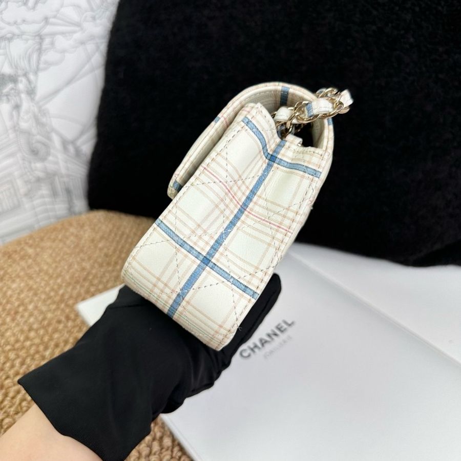 Chanel 奶油白藍天白雲彩色格子cf 大mini-7