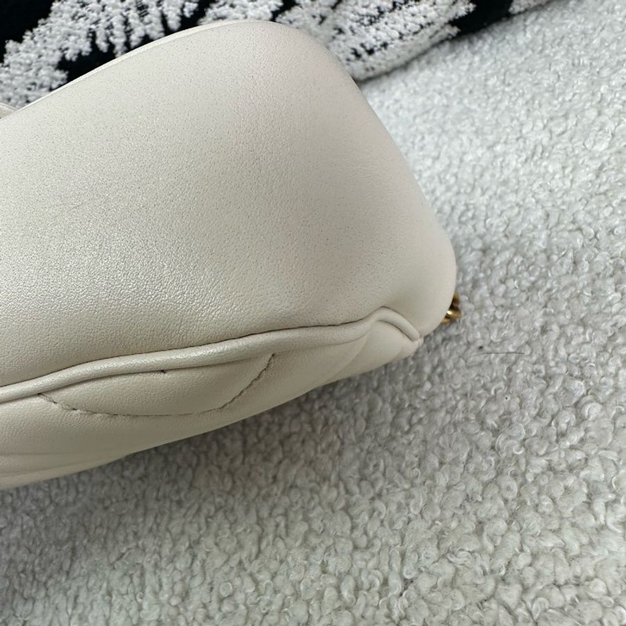 Gucci marmont馬蒙 mini 白色牛皮雙G金扣-14