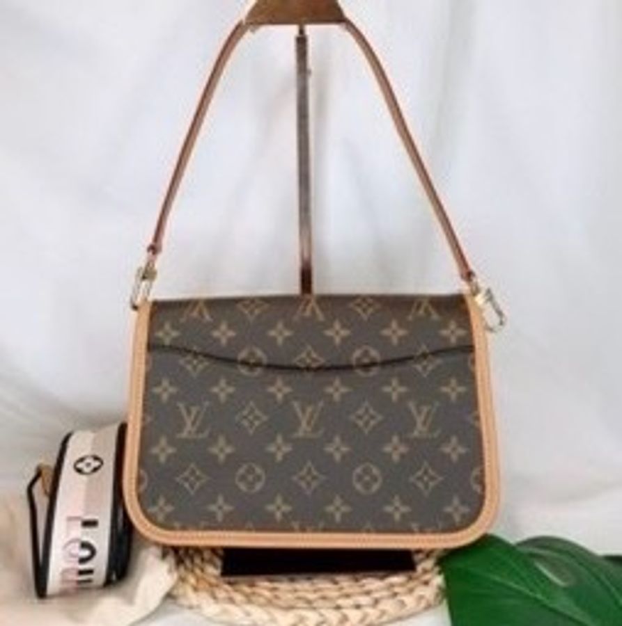 LV 經典法棍包 M45985-3