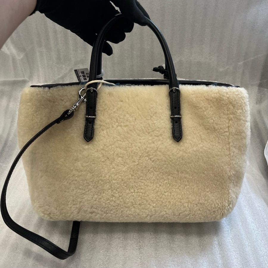 Balenciaga • 黑白熊貓羊羔毛機車包 🈶原廠背帶-5