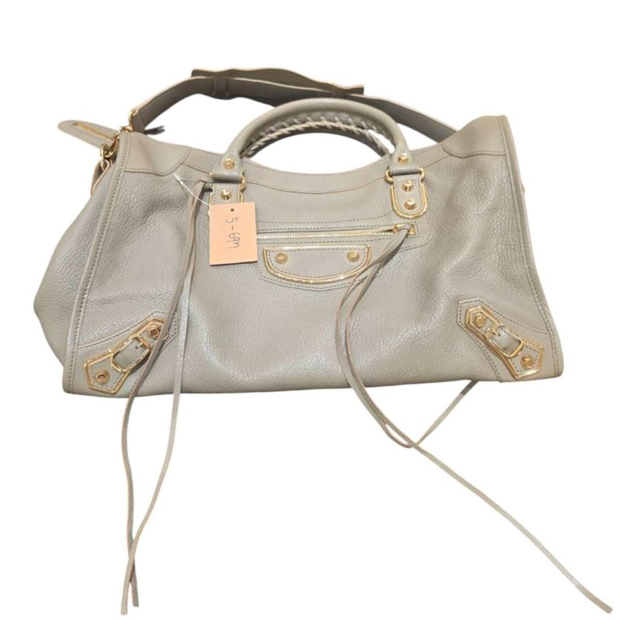【美收精品】BALENCIAGA 灰銀色牛皮金扣機車包 5-697-0