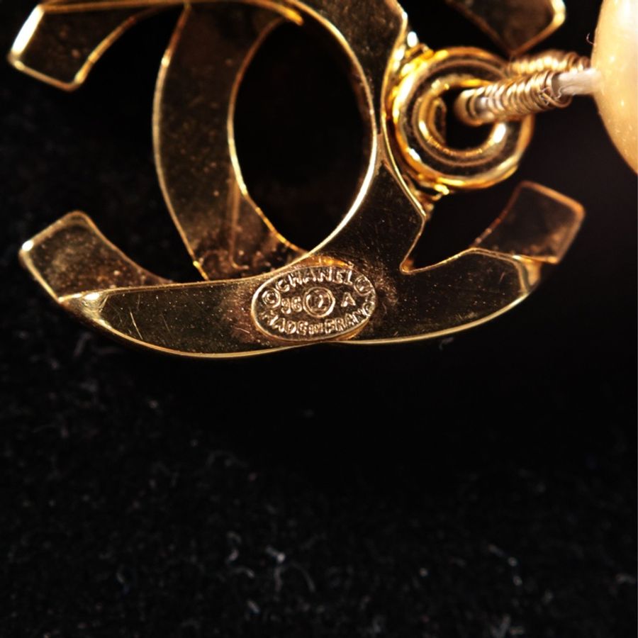 Chanel 96年珍珠素金书包扣长项链毛衣链-7